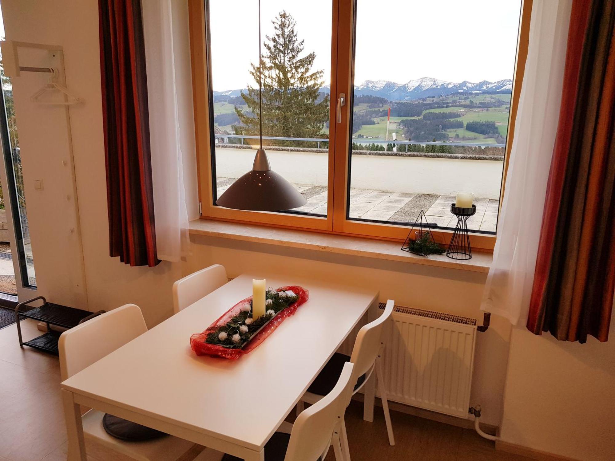 Schoenblick Hotel Garni Ferienwohnungen Lindenberg im Allgau Δωμάτιο φωτογραφία